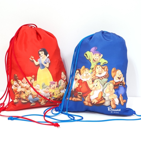 Sacochila no tema Branca de neve para lembrancinha