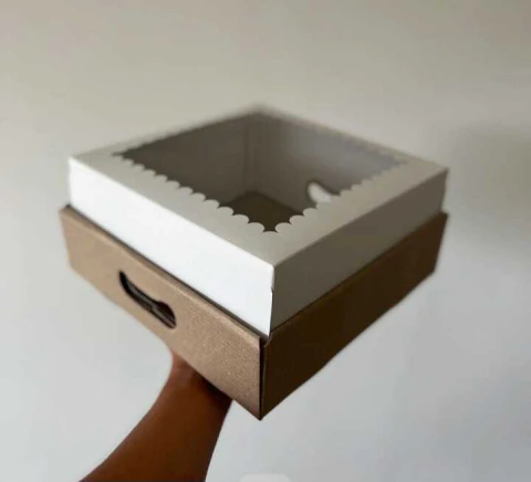 CAJA BASE MICROCORRUGADO CON TAPA CARTULINA 30X30X12