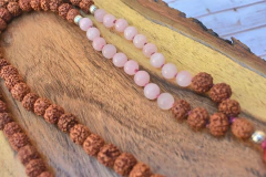 S. De rudraksha y Cuarzo rosa - comprar online