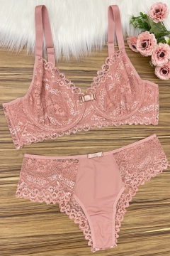 Imagem do Conjunto LISA com aro sensual de tule com renda e calcinha fio
