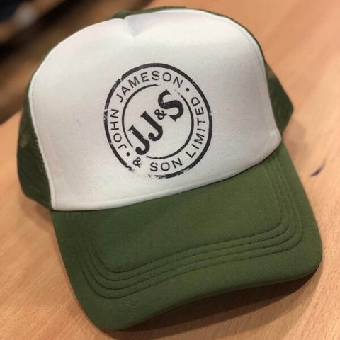 gorras trucker con logo