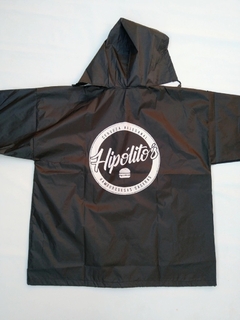 Campera Rompeviento con logo - (copia) en internet