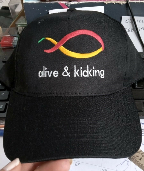 GORRAS G05 CON LOGO BORDADO