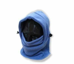 Pasamontañas polar azul, ideal para invierno, con diseño ajustable.
