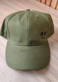 GORRA G69 CON LOGO BORDADO