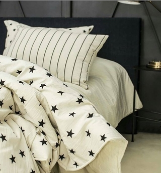 Acolchado 1 plaza natural estrellas negras - comprar online