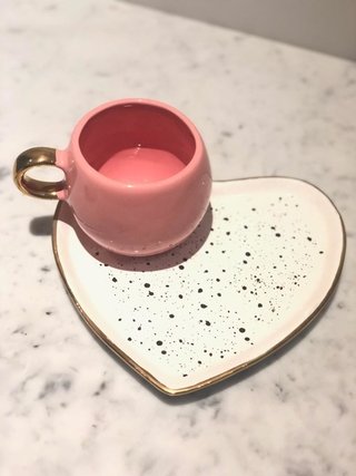 Taza Globo Rosa + Plato Corazón