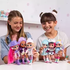 CRY BABIES MUÑECA BFF KATIE FASHION SERIE 1 COLLECIONABLE WABRO - CIUDAD RAYUELA