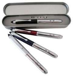 Boligrafo Metalico con Puntero Laser, Linterna Luz Led, touch para celualres. Incluye estuche de aluminio. 1209