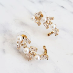 Brinco Ear cuff Flores (varias cores) na internet