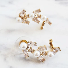 Brinco Ear cuff Flores (varias cores) na internet
