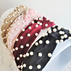 Tiara Turbante Veludo Pérolas - Preta - Oh La la! Acessórios Fashion