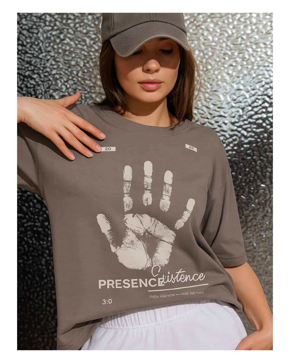 Remera “Presence / Existence”