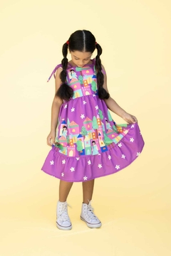 Vestido Castelo das Princesas lilás na internet