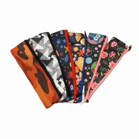 CARTUCHERA DE NEOPRENE VARIOS ESTAMPADOS / COD. 151-6061