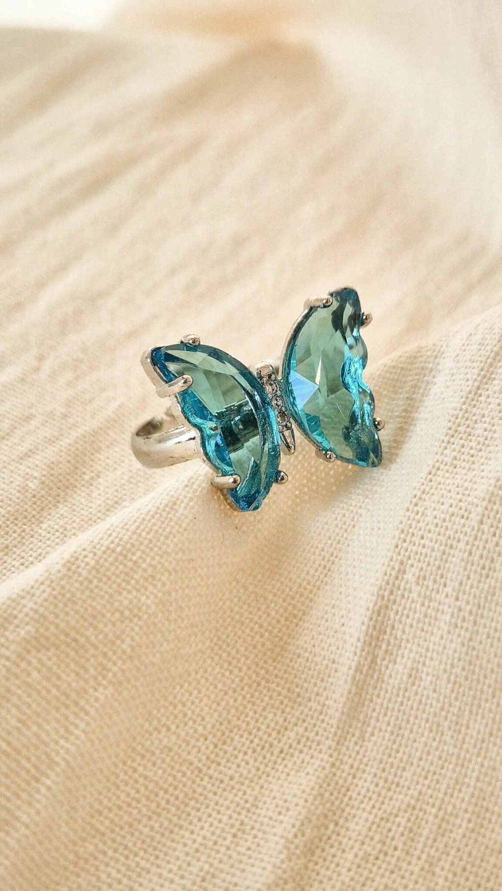Anillo mariposa cristal - Celeste
