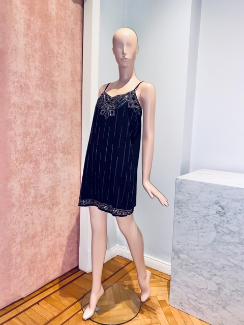 VESTIDO BORDADO NEGRO