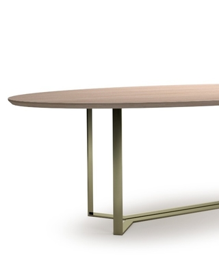 Mesa de Jantar e Oval dourada