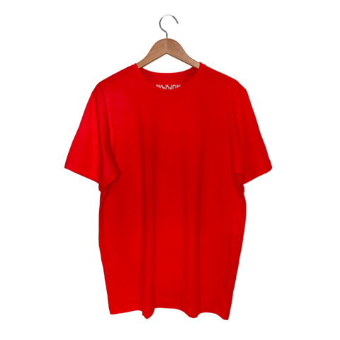 Camiseta Classic Lisa - Vermelha