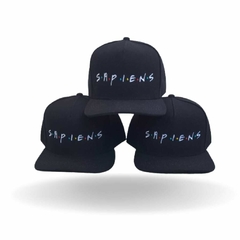 boné-sapiens-company-snapback-aba-curva-black