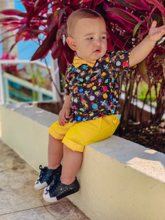 Camisa Infantil Estampa Divertida de Aventuras no Espaço Manga Curta - HKN Camisaria - HKN Camisaria