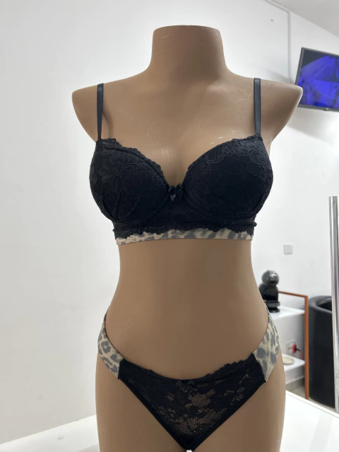 Conjunto sutiã e calcinha