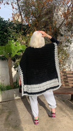Poncho Venecia en internet
