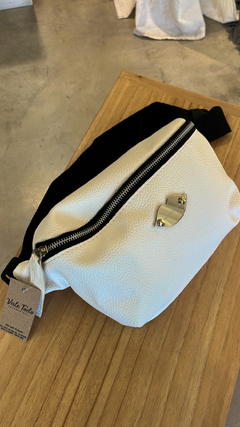 RIÑONERA OSLO (BLANCO)