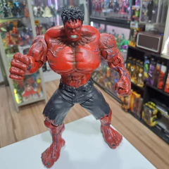 Red Hulk Diamond Select