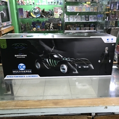 DC Multiverse McFarlane Batman Alfred Pennyworth and Batmobile