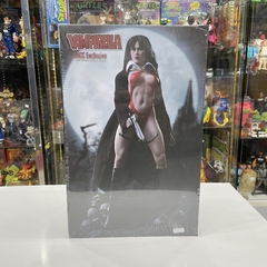 Vampirela SHCC Exclusive Executine Replicas Sellado