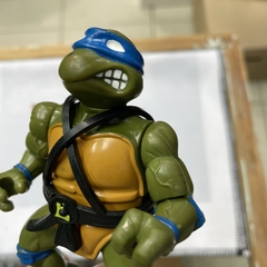 Tortugas Ninja TMNT Playmates Leonardo - Calabozo Mutante