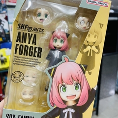 Bandai Spy Family SHFiguarts Anya Forger - Calabozo Mutante