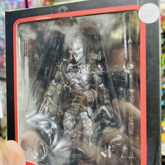 HIYA Predator 2 Exquisite Mini Elder Predator V2 - comprar online