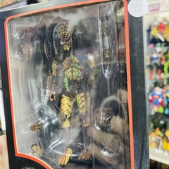 HIYA Predator 2 Exquisite Mini Battle Damage City Hunter - comprar online