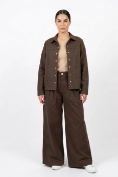 #4019 Campera gabardina bolsillos y botones "Bogota"
