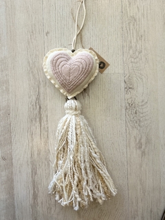 Colgante/sujeta corazon bordado