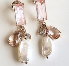 Brinco de cristal e penduricalhos com zircônia, pérola barroca e cristal pêssego morganita