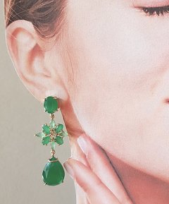 Brinco cristal verde esmeralda banhado a ouro 18k