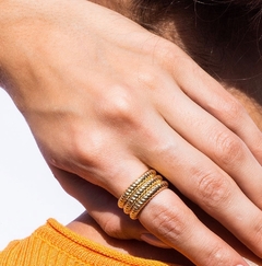 Anel trabalhado banho ouro 18k