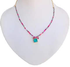Colares cristais pequenos banhados a ouro 18k