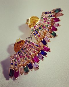 Brinco earcuff peq na internet