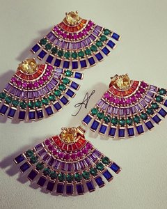 Brinco leque arco-íris