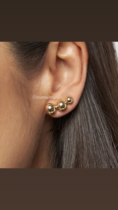 Brinco earcuff esferas - comprar online