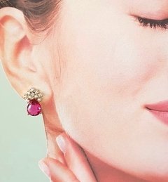 Brinco pink com cristais banhado a ouro 18k - comprar online