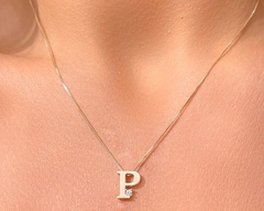 Correntinha letra zirconia banho ouro 18k na internet