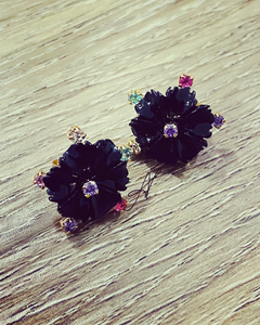 Brinco flor pedras coloridos