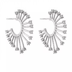 Argola com cristais ródio branco