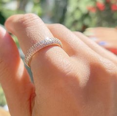 Anel Zircônia Branca banhado a ouro 18k