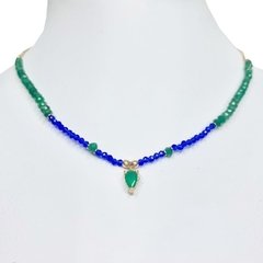 Choker azul/verde banhado a ouro 18k